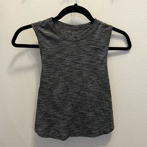 Lululemon crop tank